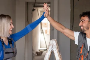 trabajadores chocan esos cinco