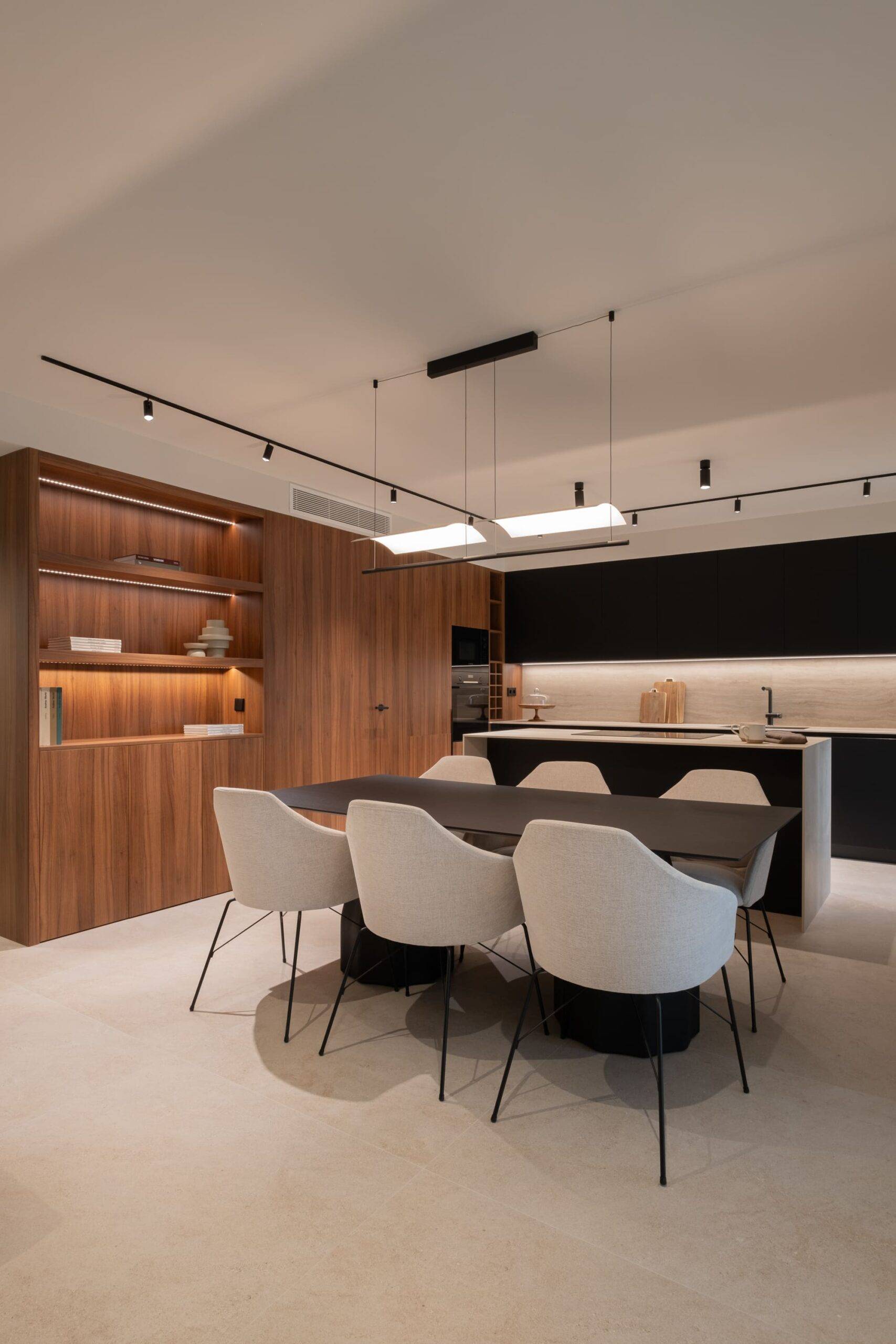 salon reformado con suelo de madera